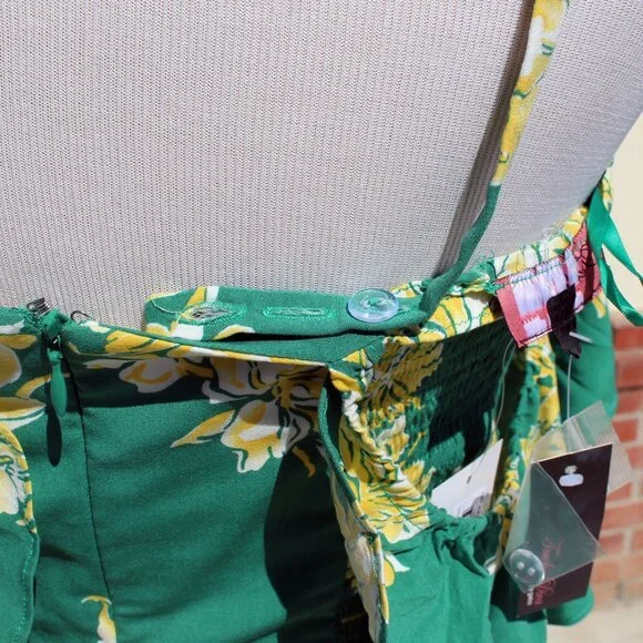 World's Best Lei Hollywood Romper Trashy Diva Playsuit Sz 6 - Picture 8 of 8